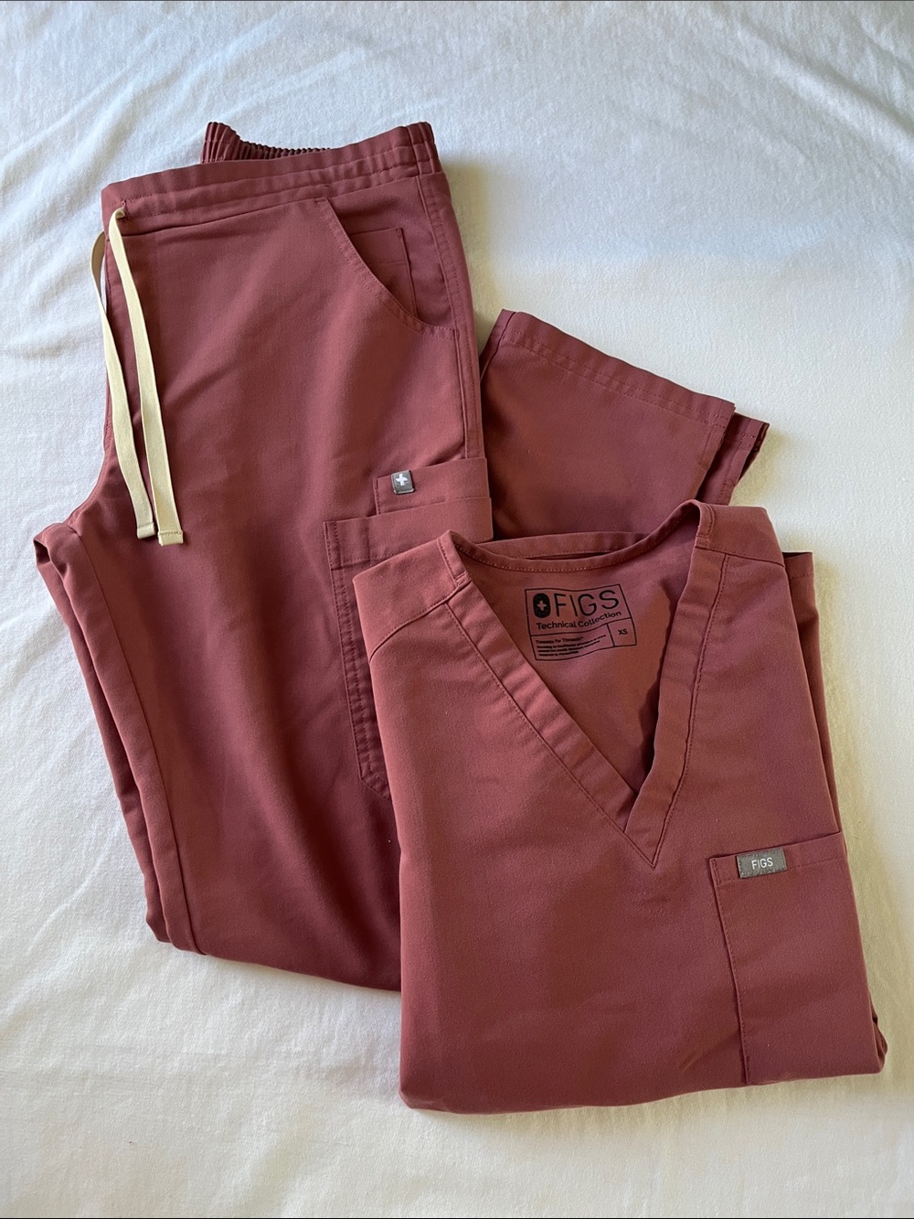 FIGS Scrub Set Mauve XS/S